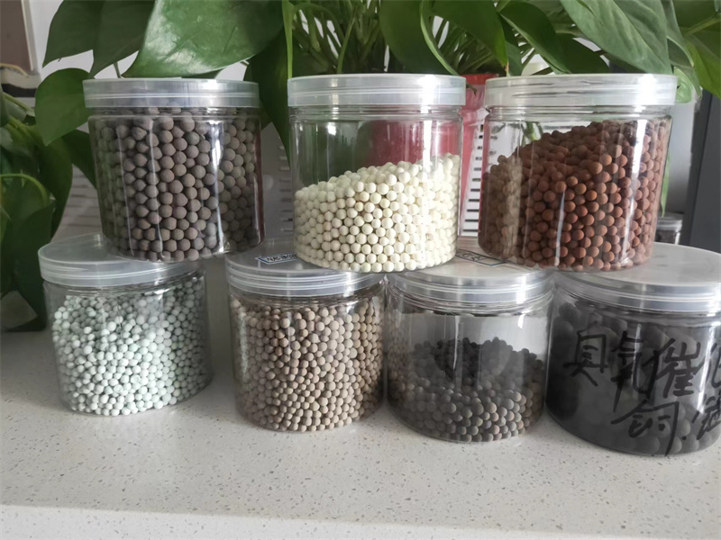 臭氧分解催化剂